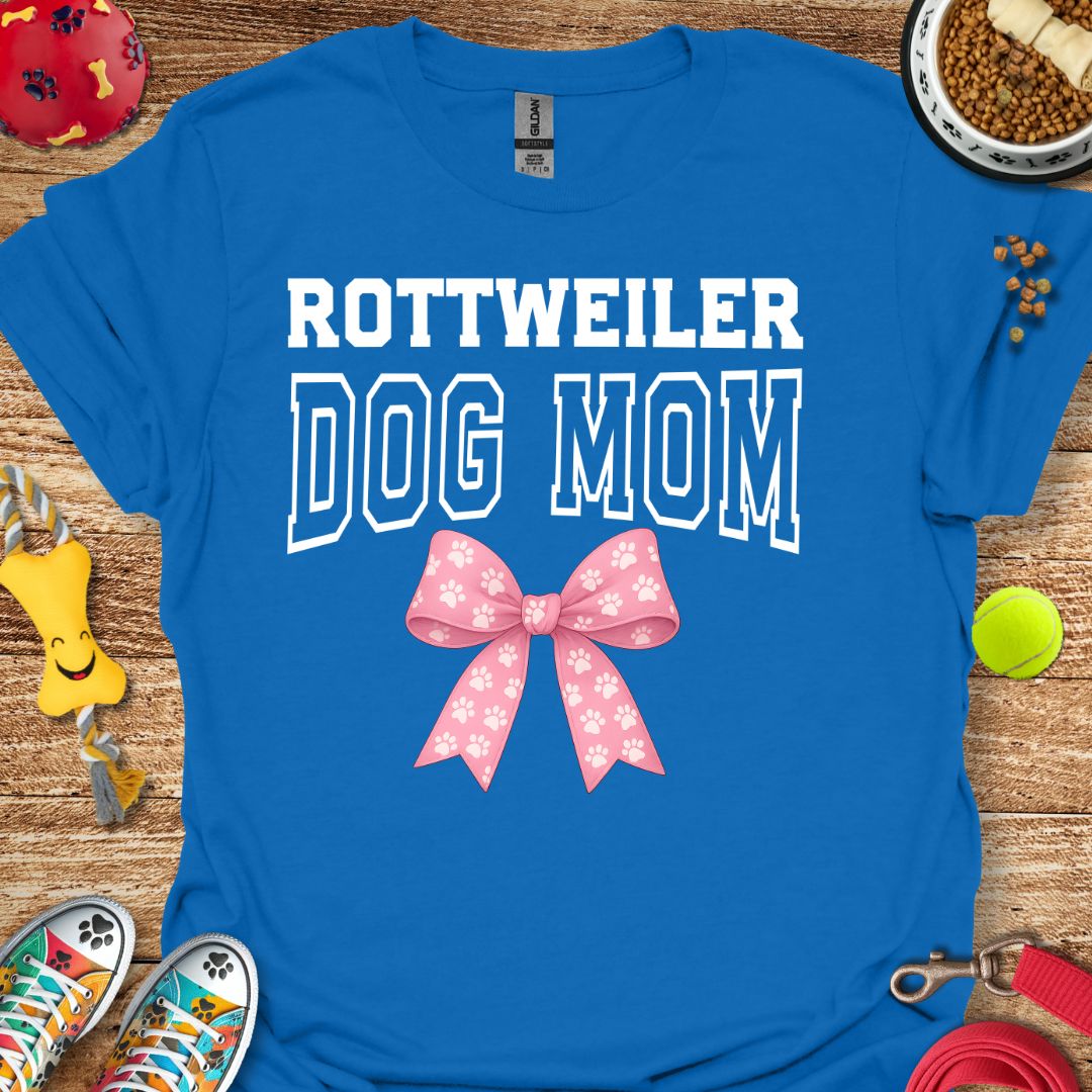 Rottie Dog Mom Pink Coquette T-Shirt