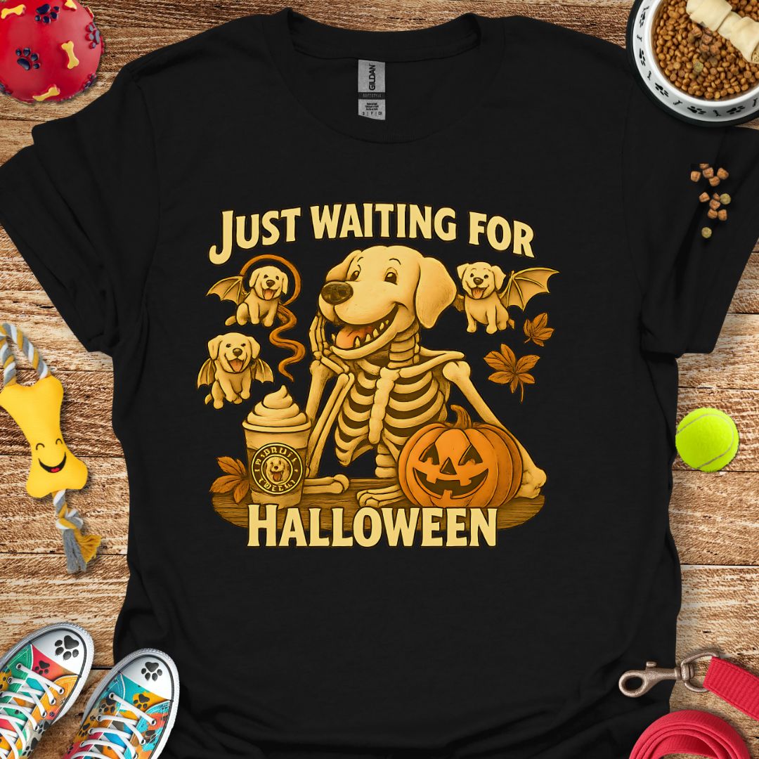 Just Waiting for Halloween Labrador T-Shirt