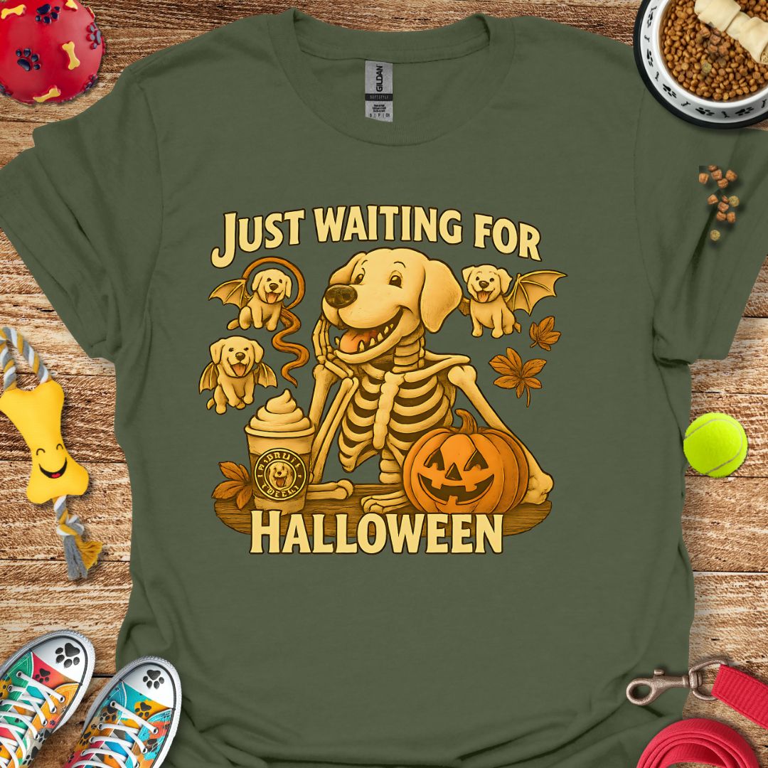 Just Waiting for Halloween Labrador T-Shirt