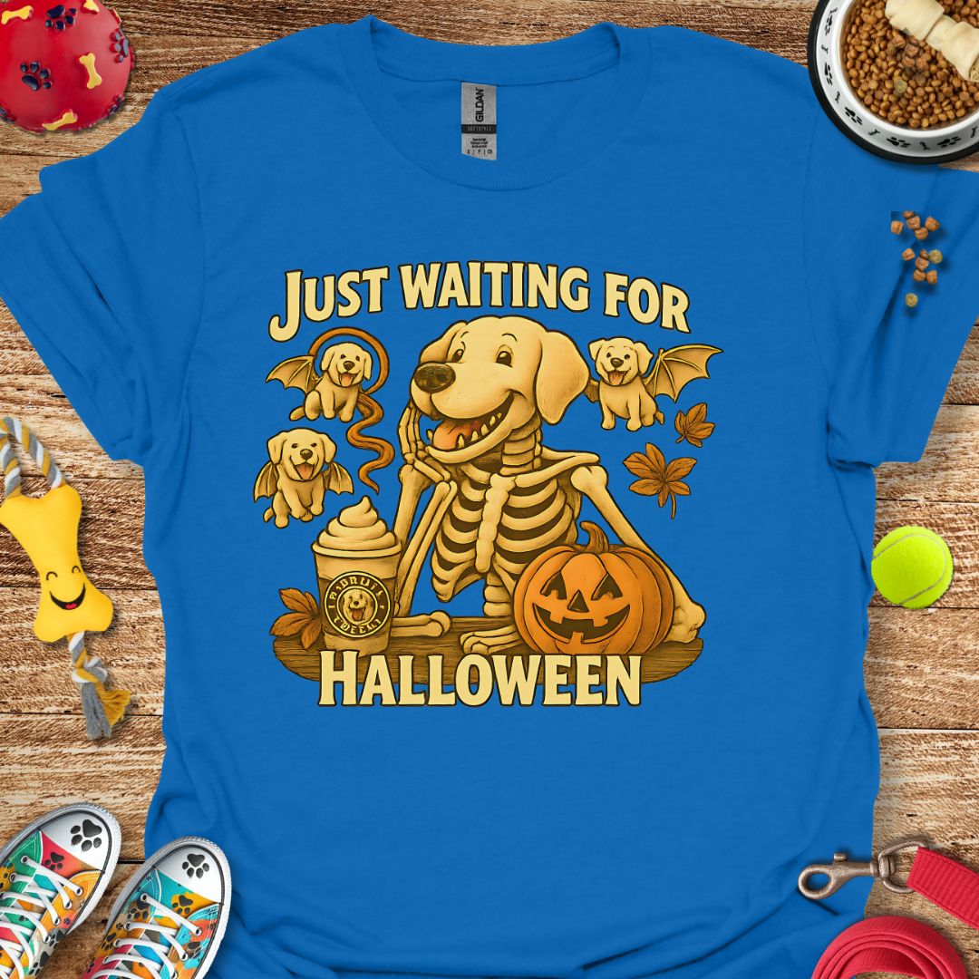 Just Waiting for Halloween Labrador T-Shirt