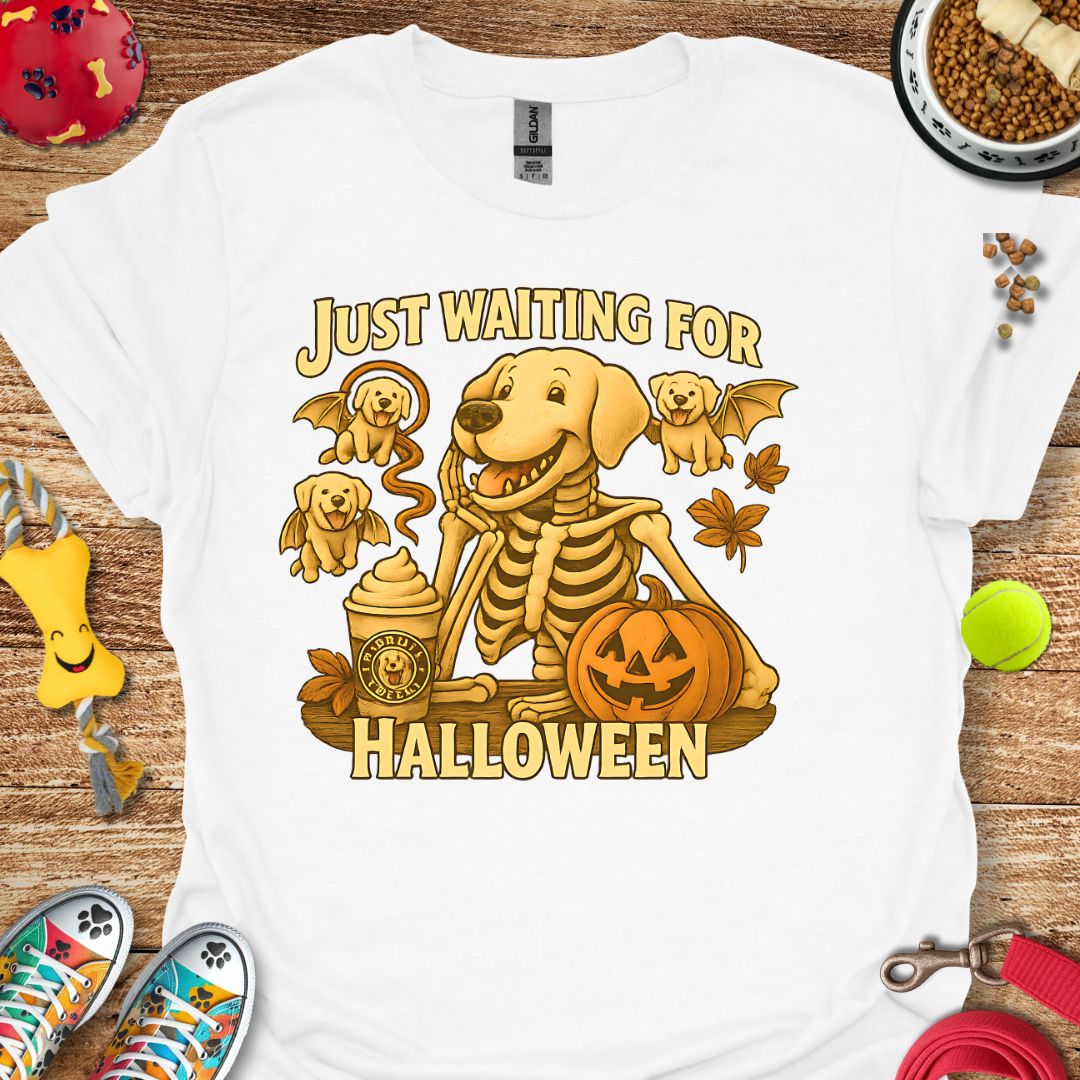 Just Waiting for Halloween Labrador T-Shirt